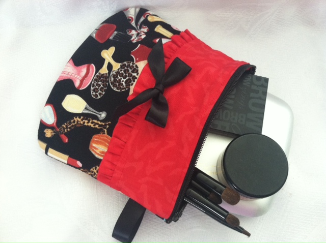 Ruffled Cosmo Pouch